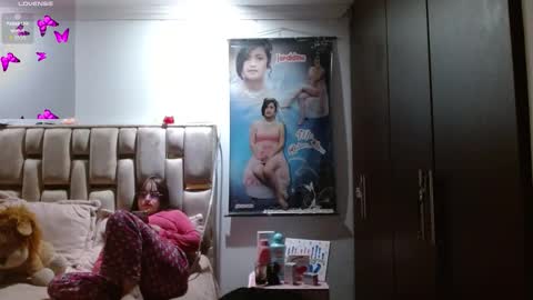 Jeraldine online show from March 11, 1:52 am