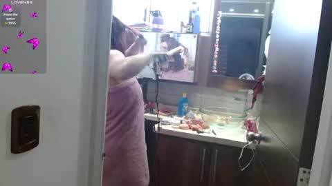 Jeraldine online show from April 13, 10:25 pm