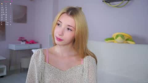 Lily online show from February 7, 2:42 pm