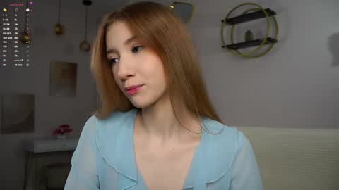 Snapshot of sunnmoonn chatting on September 17, 1:47 pm Lily online show from September 17, 1:47 pm