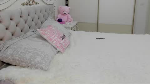 Vanessa online show from April 20, 5:21 am