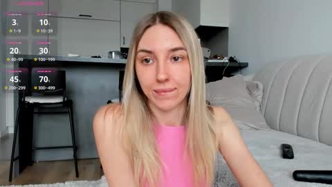 Rina online show from February 5, 9:02 am