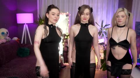 Fia  -  TG -  Mia -  Alice -  online show from November 29, 1:57 am