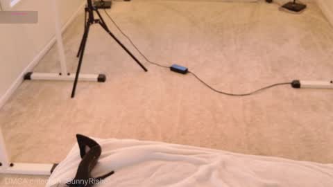 Risha online show from April 18, 5:20 am