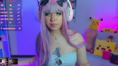     RAVENCLAU GIRL  online show from September 13, 1:46 pm