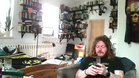 sunr1sa online show from April 3, 9:38 am