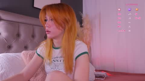 sunrisee_ online show from February 6, 1:36 pm