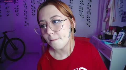 Snapshot of sunset_pienk chatting on September 11, 3:41 am Sunset online show from September 11, 3:41 am