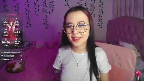 Snapshot of sunset_pienk chatting on March 12, 6:18 am Sunset online show from March 12, 6:18 am