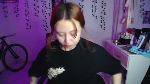Snapshot of sunset_pienk chatting on September 25, 6:09 am Sunset online show from September 25, 6:09 am
