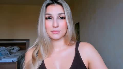 sunsetwithava online show from March 3, 8:10 am