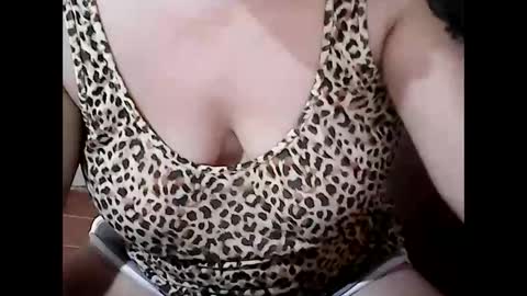 sunshine_38 online show from March 2, 1:04 am