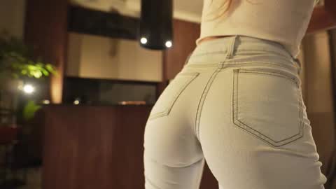 sunshine_______ online show from February 11, 4:00 pm