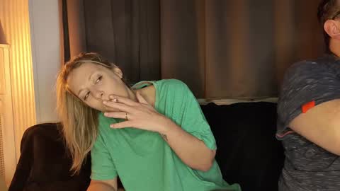 Ava online show from January 15, 9:41 pm