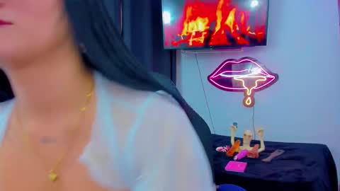 Andrea Rodriguez online show from March 13, 7:50 pm