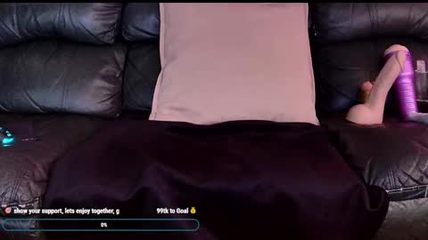 Thomas online show from February 16, 7:38 pm