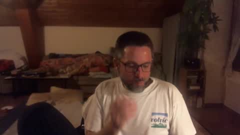 supersquirrel81 online show from December 13, 11:00 pm