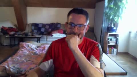 supersquirrel81 online show from March 20, 4:56 pm