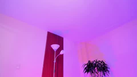 llllSupra llll online show from September 18, 7:40 pm