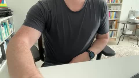 surfstar81 online show from April 14, 10:07 am