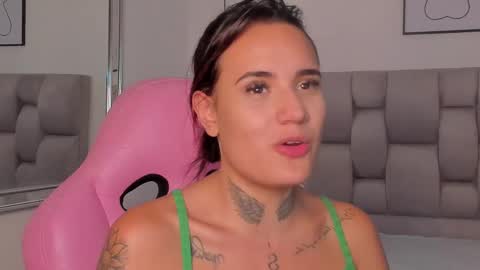 Susan online show from September 26, 8:17 pm