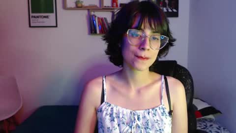 Snapshot of susana_w chatting on February 26, 12:09 am susana_w online show from February 26, 12:09 am
