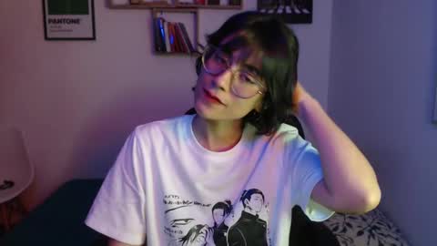 Snapshot of susana_w chatting on February 27, 12:03 am susana_w online show from February 27, 12:03 am