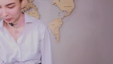 susannahtrojahn online show from February 4, 12:20 pm