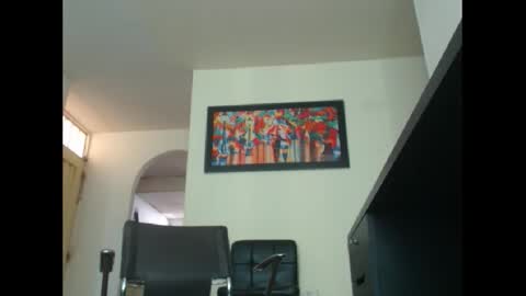 SUSAN online show from December 18, 3:00 pm