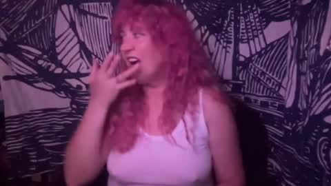 Suzie Q online show from May 11, 6:09 am