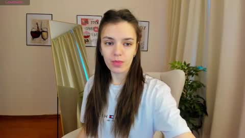 Suzy  next stream  Thursday Friday Saturday online show from February 19, 2:33 am