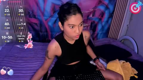 suzzann_rugg online show from September 14, 10:44 pm
