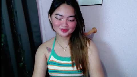 Snapshot of swallow_cummersx chatting on September 24, 6:14 pm Jasmine online show from September 24, 6:14 pm