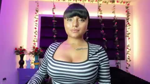sweet ana  online show from July 12, 1:42 am