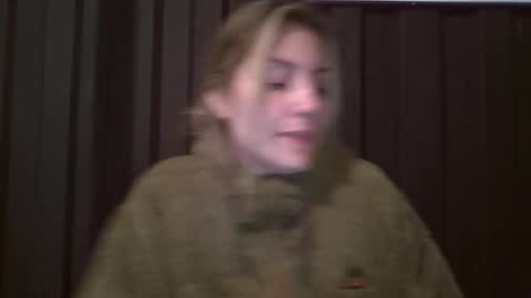 Snapshot of sweet__alana chatting on September 28, 11:58 pm Sweet alana online show from September 28, 11:58 pm