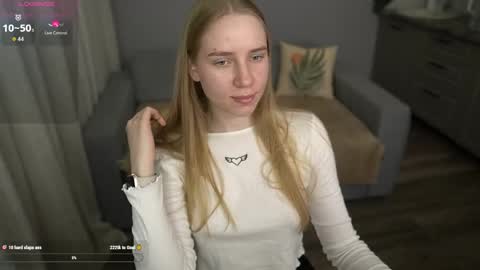 Michelle online show from May 21, 8:26 pm