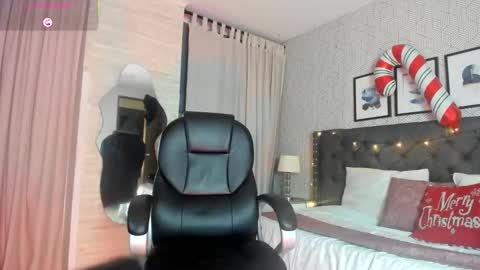 Vanessa online show from December 14, 5:24 am