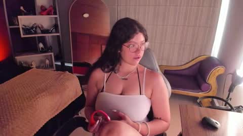 Alice online show from March 18, 7:20 pm