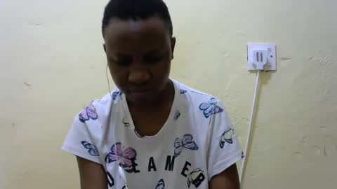 Silvia online show from December 1, 8:07 pm