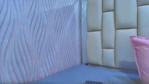 Snapshot of sweet_amye chatting on October 1, 7:02 pm Amye online show from October 1, 7:02 pm