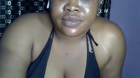 Snapshot of sweet_baby27 chatting on October 5, 1:36 am sweet baby online show from October 5, 1:36 am