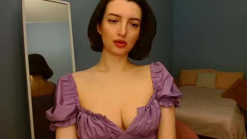 Snapshot of sweet_baby_miranda_ chatting on February 16, 12:30 am Miranda online show from February 16, 12:30 am