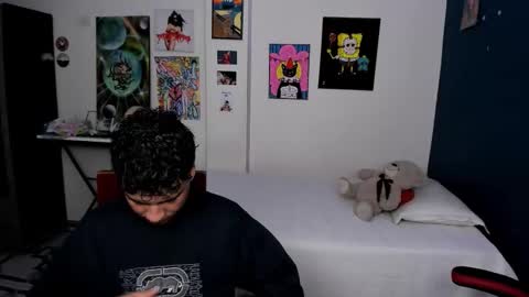 Snapshot of sweet_boys_xx chatting on September 26, 1:30 pm CristianBrayan PVT OPEN online show from September 26, 1:30 pm