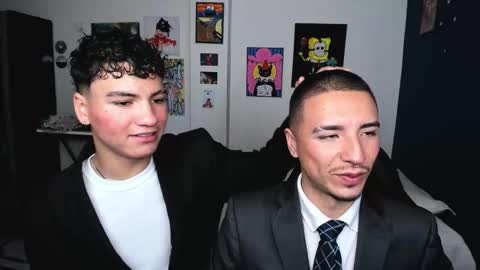 Snapshot of sweet_boys_xx chatting on October 11, 12:32 pm CristianBrayan PVT OPEN online show from October 11, 12:32 pm