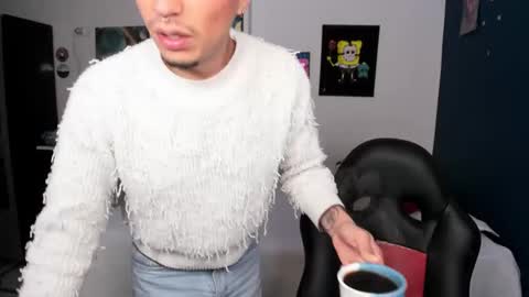 Snapshot of sweet_boys_xx chatting on September 22, 7:34 am CristianBrayan PVT OPEN online show from September 22, 7:34 am