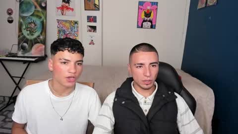 Snapshot of sweet_boys_xx chatting on February 13, 2:42 pm CristianBrayan PVT OPEN online show from February 13, 2:42 pm