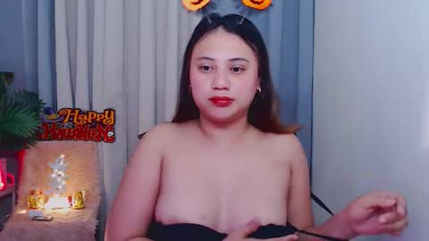 Snapshot of sweet_candyxz chatting on October 20, 8:58 pm sweet_candyxz online show from October 20, 8:58 pm