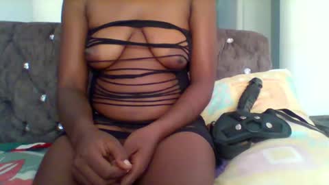 sweet_cherry007 online show from October 3, 6:21 am