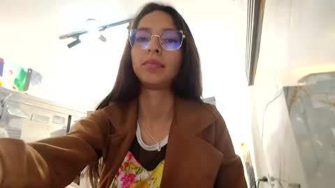 sweet_cum8 online show from June 18, 4:45 pm