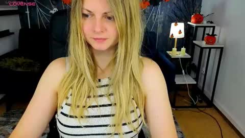 Emily online show from October 20, 6:51 am